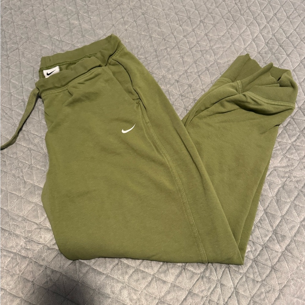 Nike Womens Green Joggers